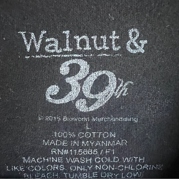 Walnut & 39th Pizza Power T-Shirt - Picture 3 of 3